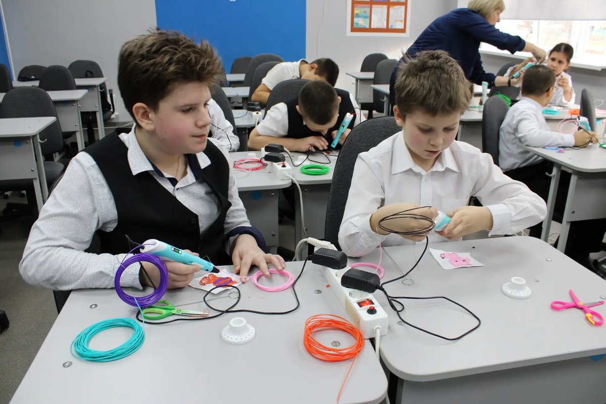 08.12.2025г. в МБОУ «Лицей №24» г.Волгодонска состоялись занятия в Центре цифрового образования детей «IT- куб»